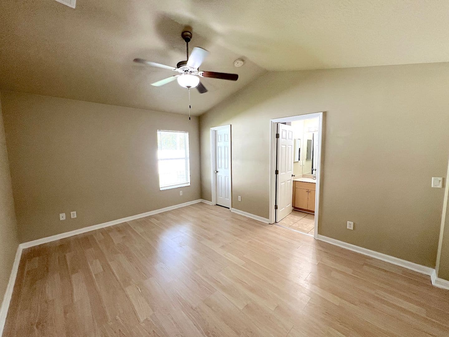 Palm Coast House: 20 Regis Ln