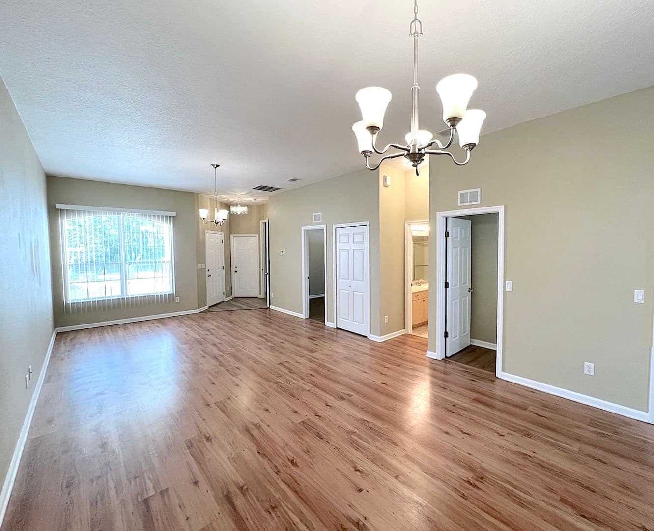 Palm Coast House: 20 Regis Ln