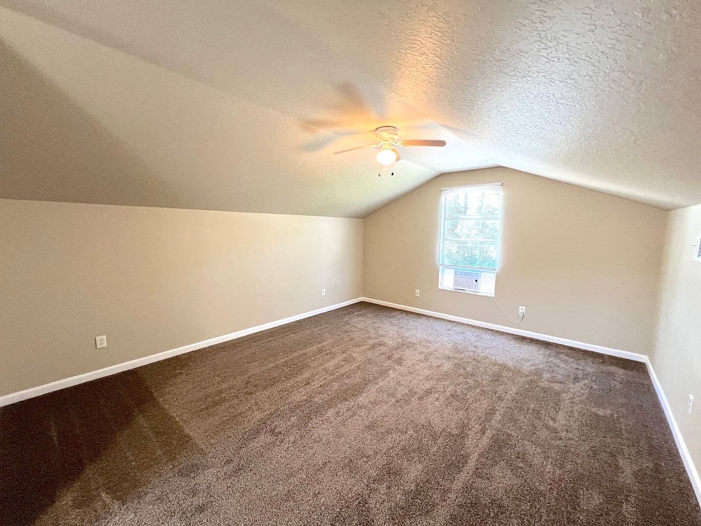 Palm Coast House: 20 Regis Ln