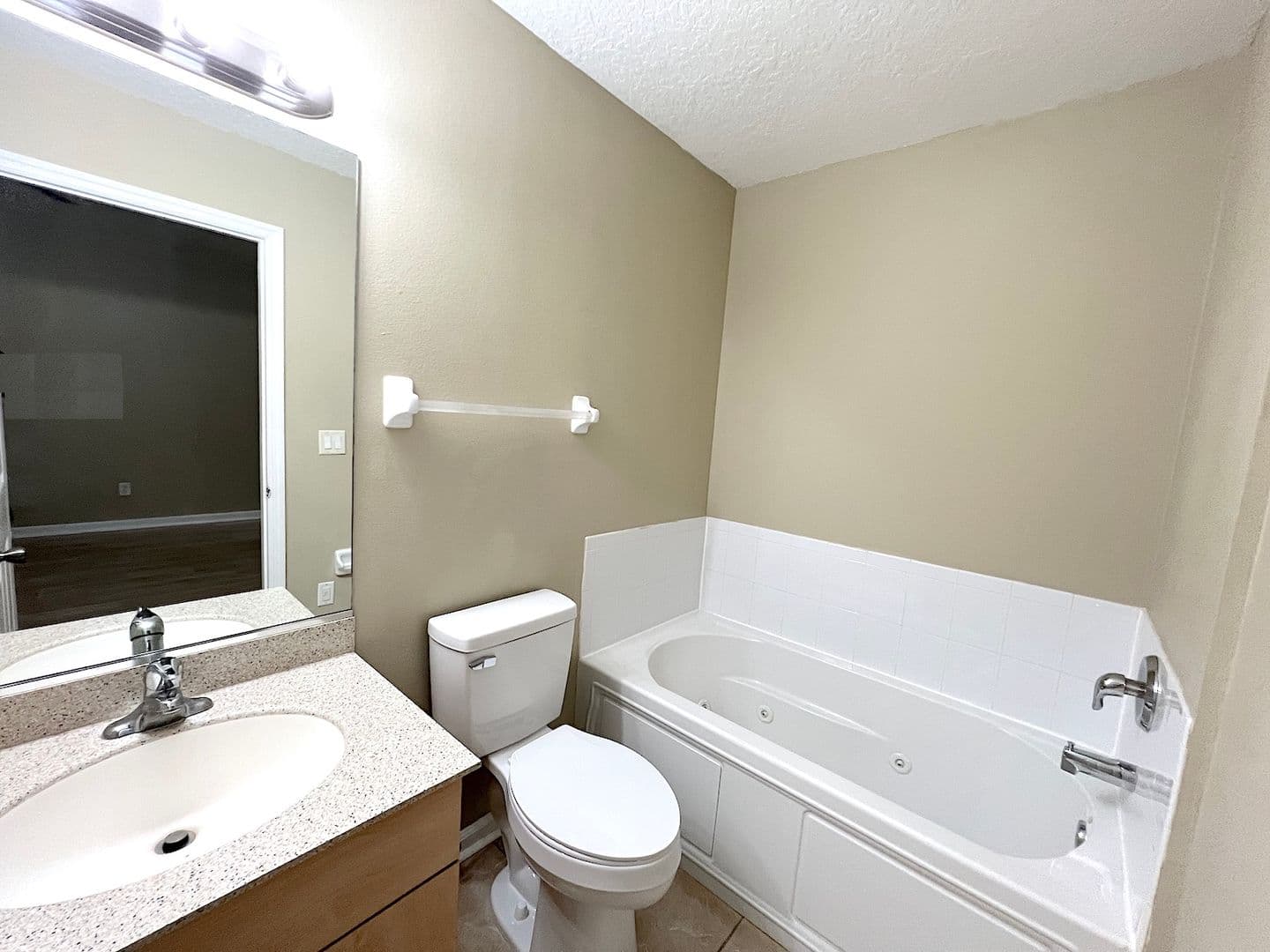 Palm Coast House: 20 Regis Ln