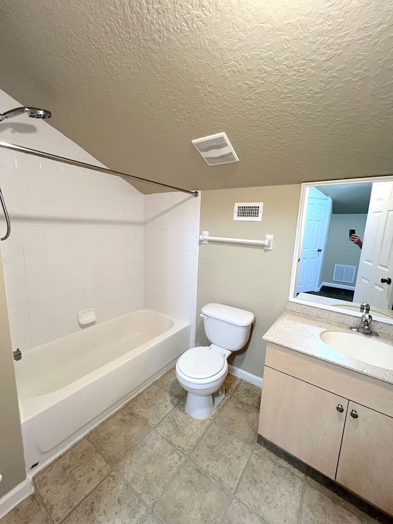 Palm Coast House: 20 Regis Ln