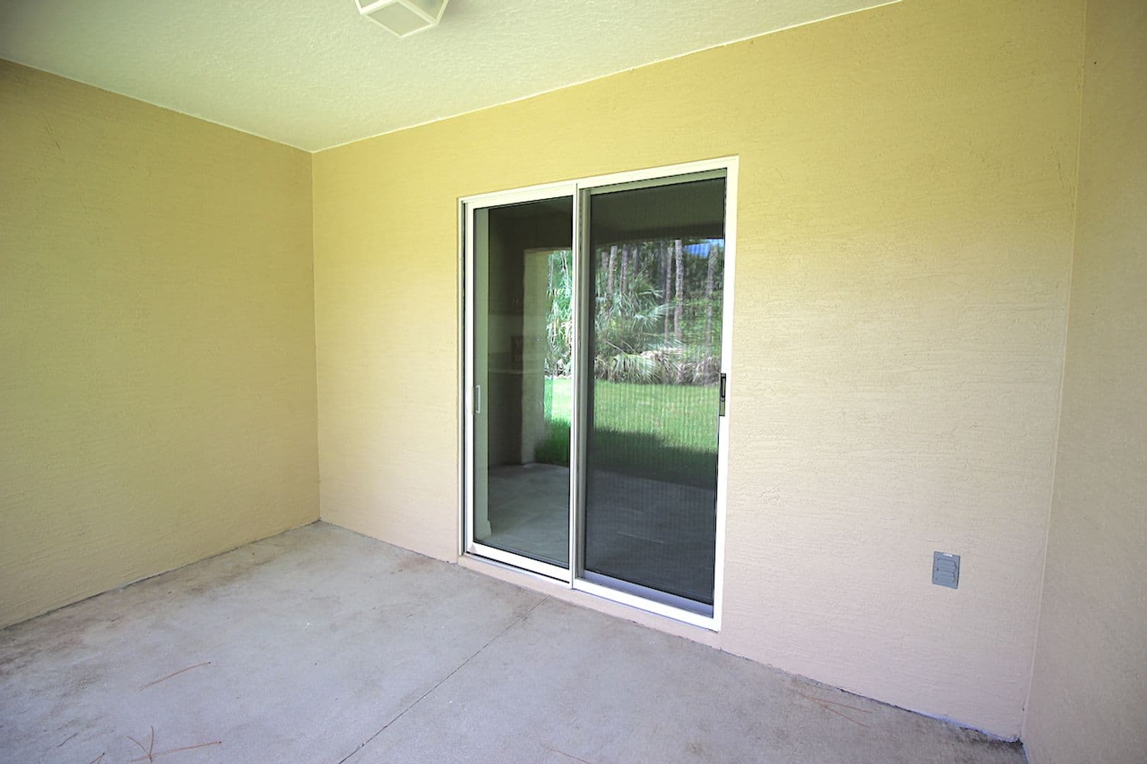 Palm Coast House: 67 Pony Express Dr