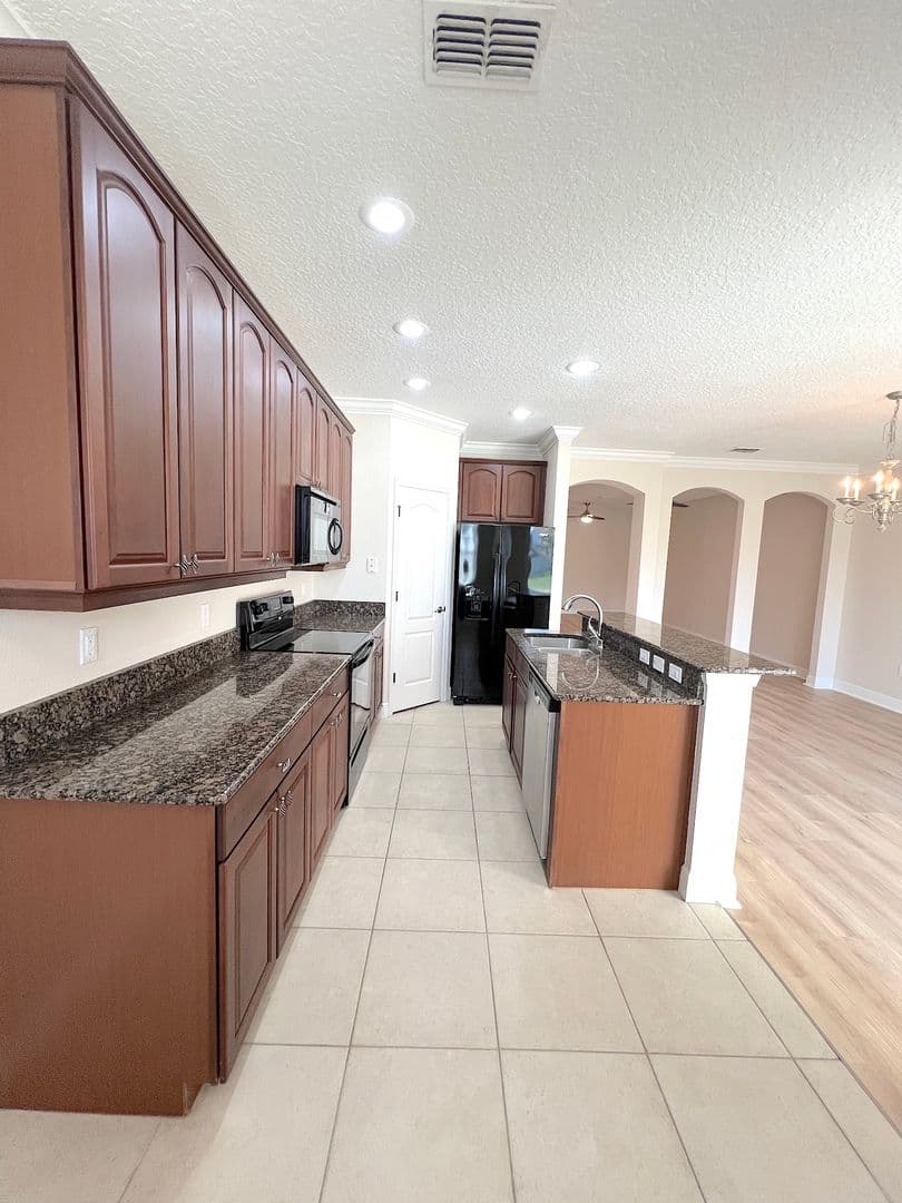 Palm Coast House: 190 Riverview Bend S