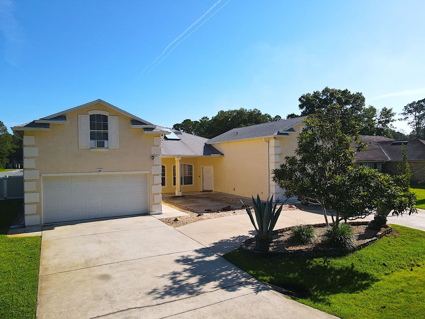 Palm Coast House: 20 Regis Ln