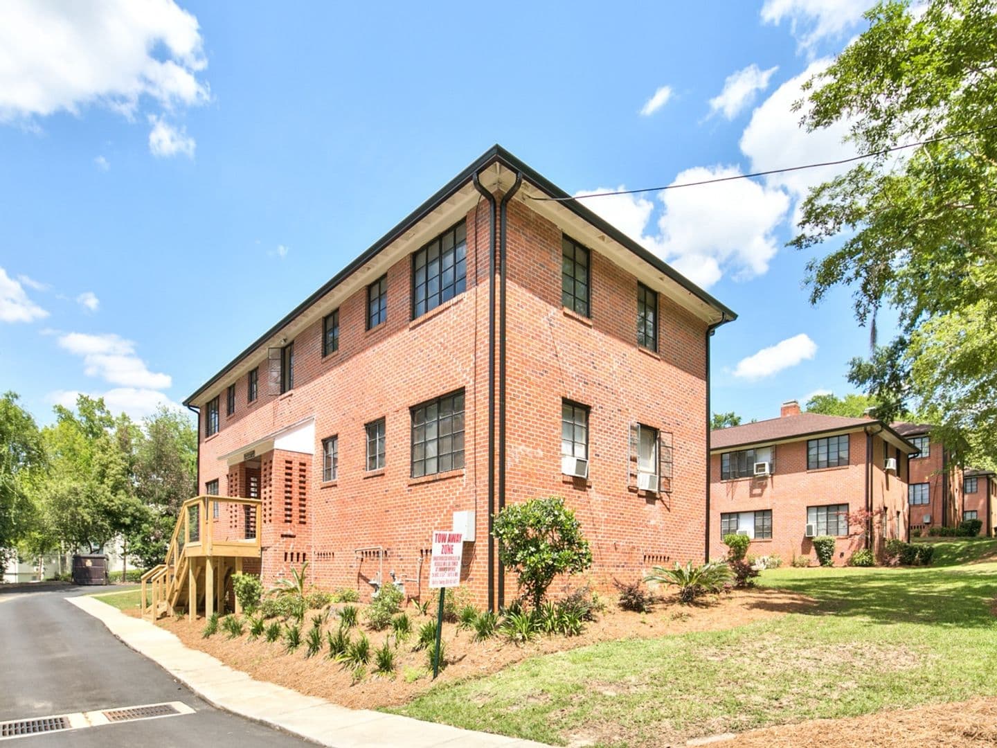 Tallahassee Apartment: 638 - 648 E. Park Ave