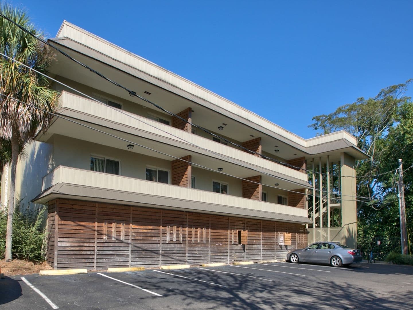 Tallahassee Apartment: 302 E Georgia Street