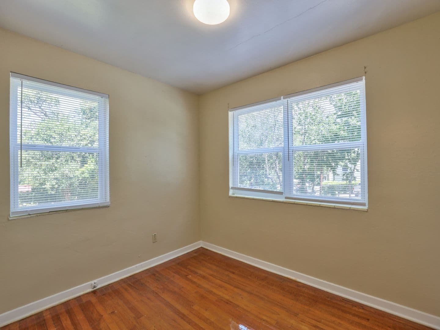 Tallahassee Apartment: 638 - 648 E. Park Ave