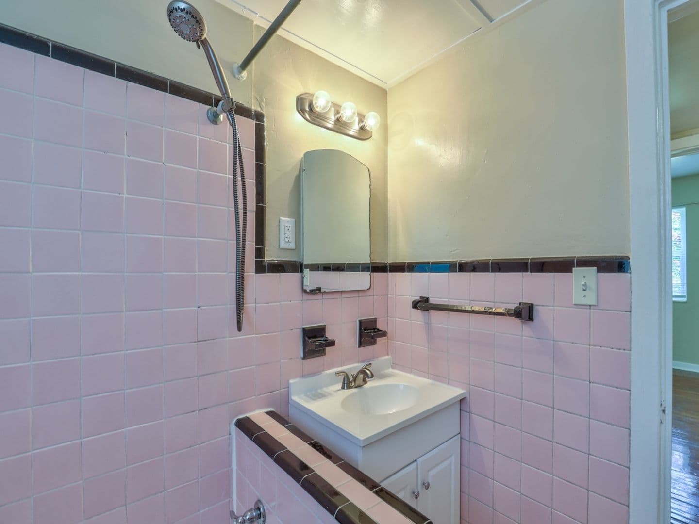 Tallahassee Apartment: 638 - 648 E. Park Ave