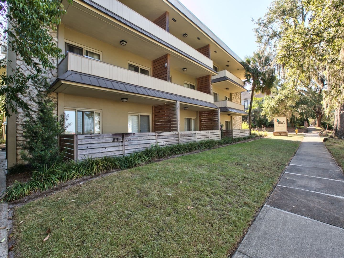 Tallahassee Apartment: 302 E Georgia Street