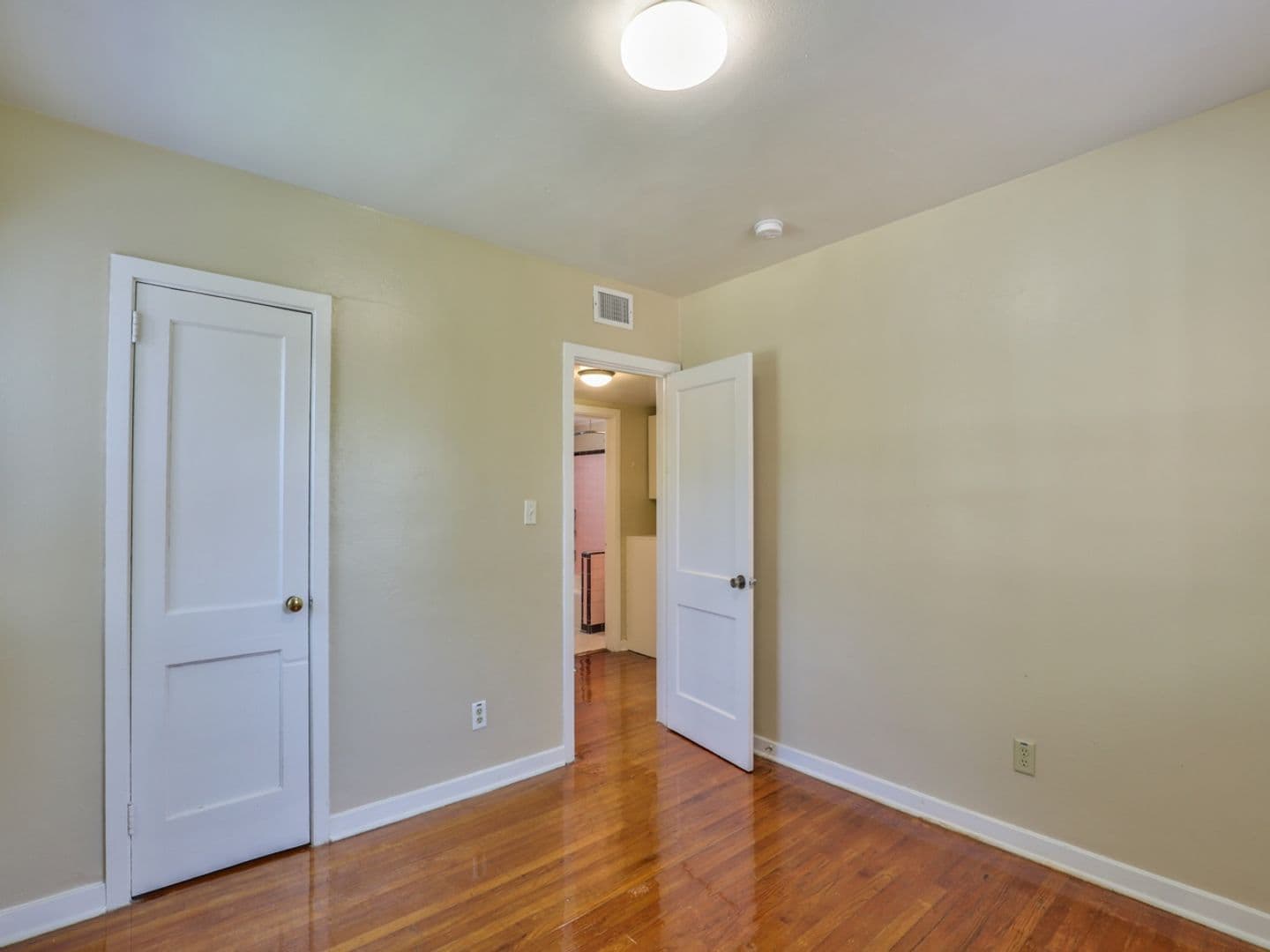 Tallahassee Apartment: 638 - 648 E. Park Ave