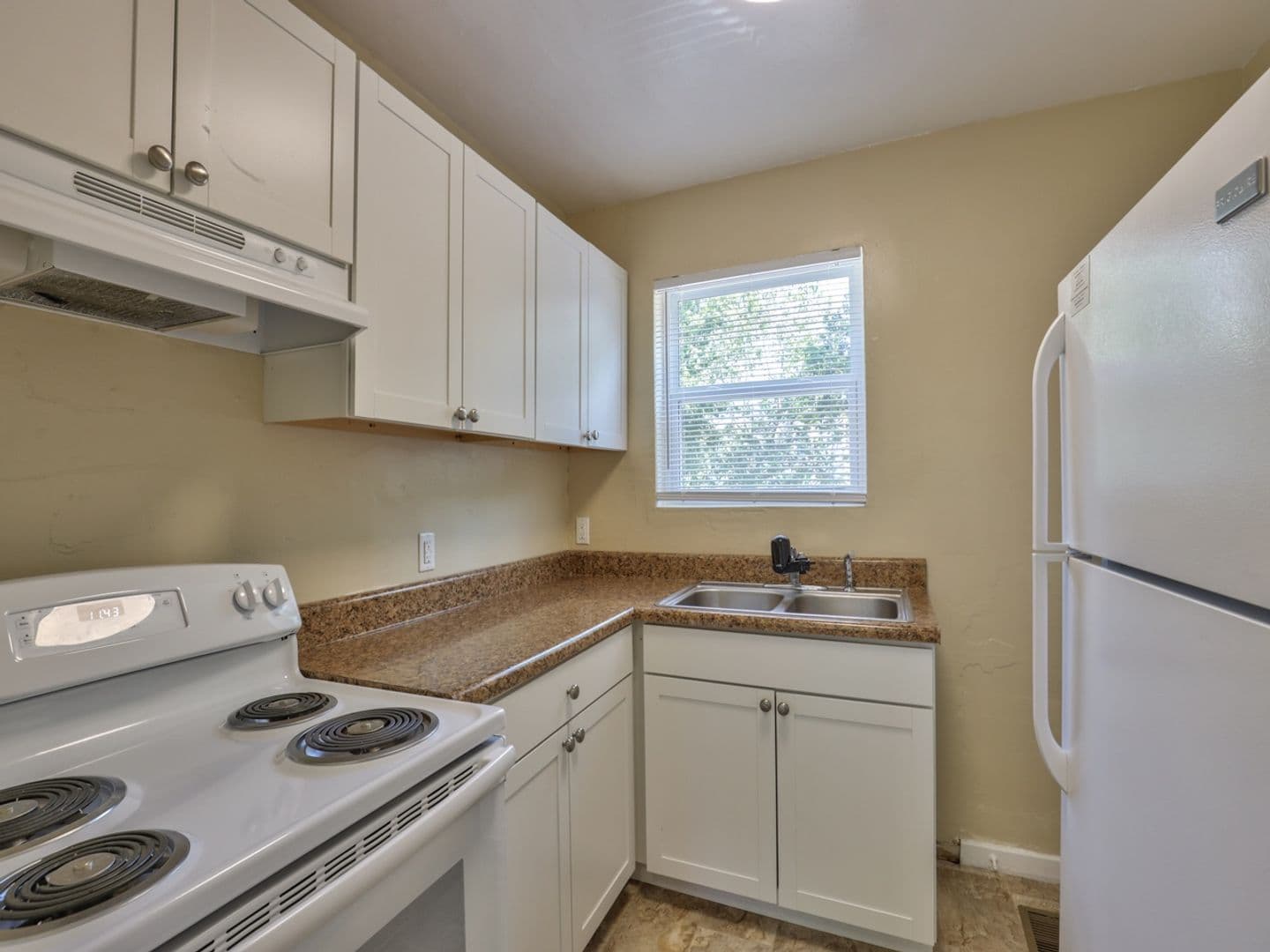 Tallahassee Apartment: 638 - 648 E. Park Ave