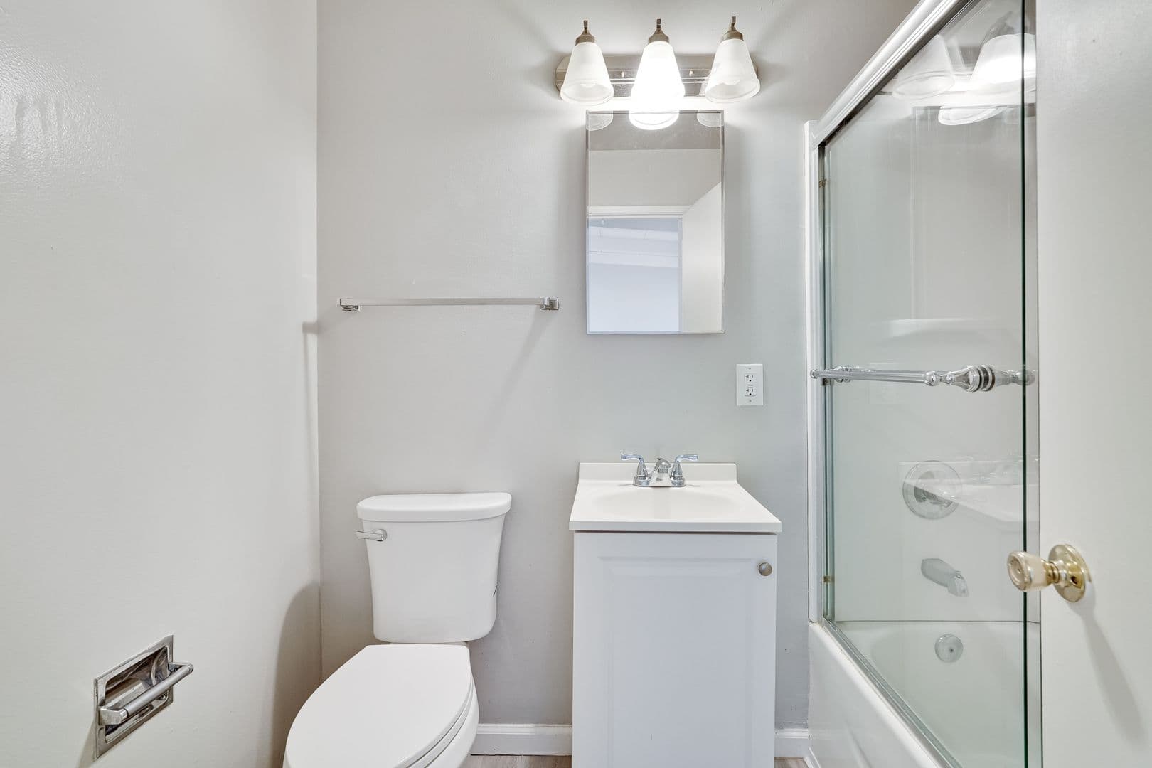 Sunnyvale Apartment: 960-962 W Weddell Drive