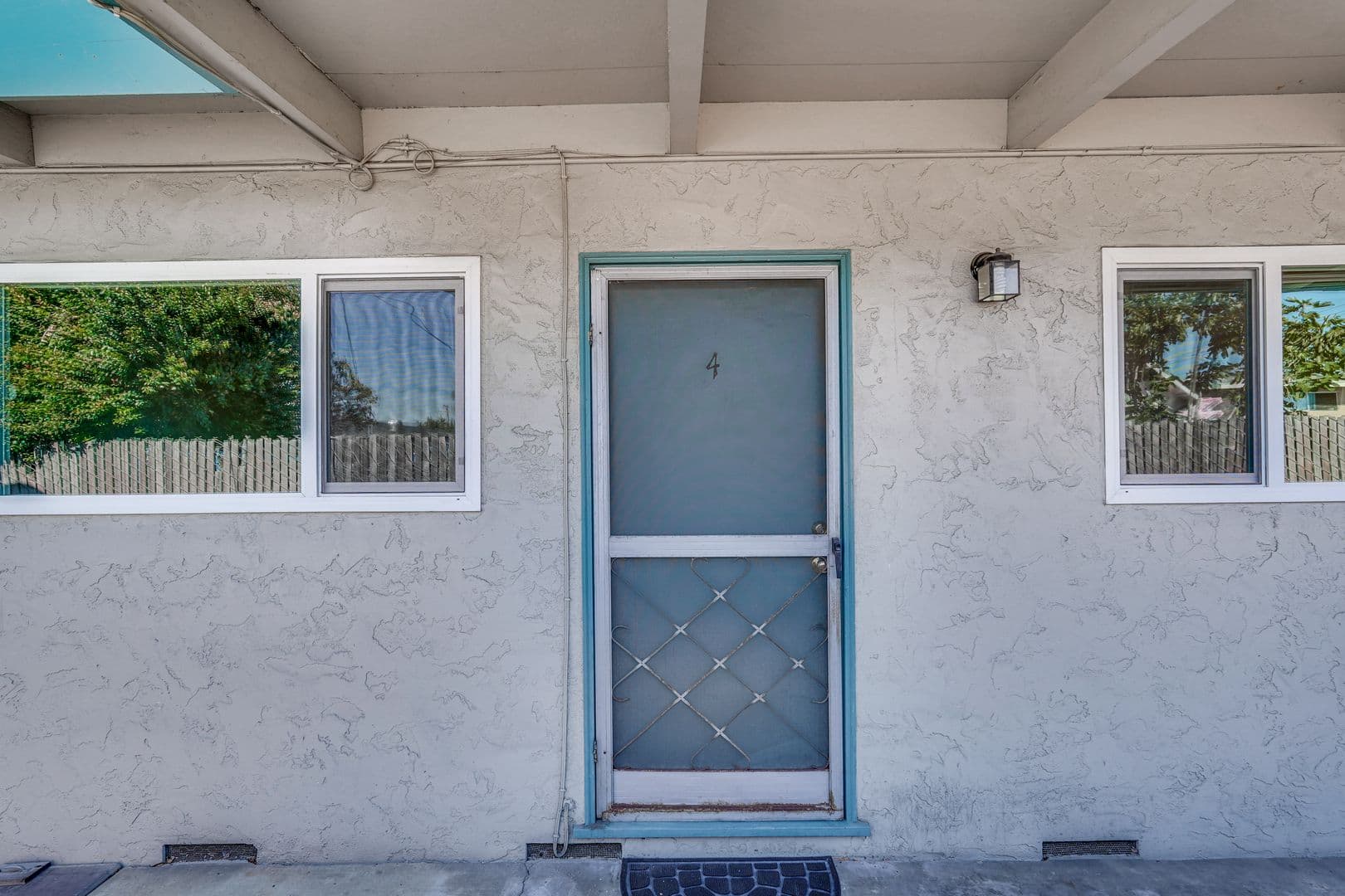 Sunnyvale Apartment: 960-962 W Weddell Drive