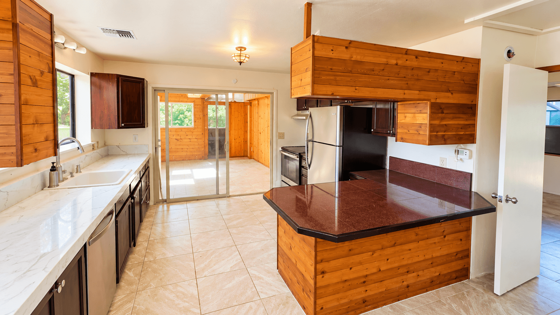 Kula House: 2846 Omaopio Rd, Unit A (Main House)