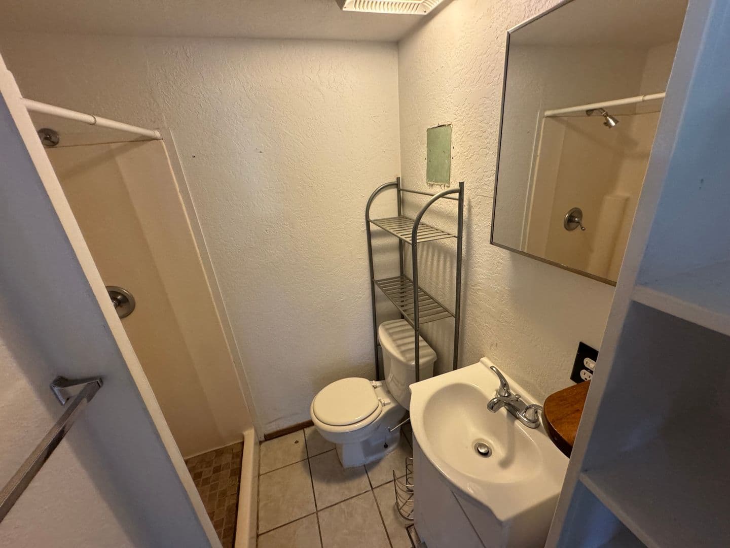 Haiku House: 129 Oili Rd, Unit B