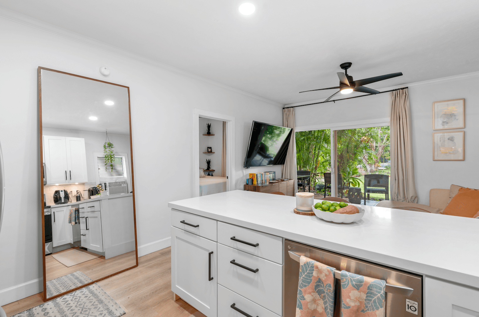 Lahaina Condo: 4435 L Honoapiilani Rd, #142