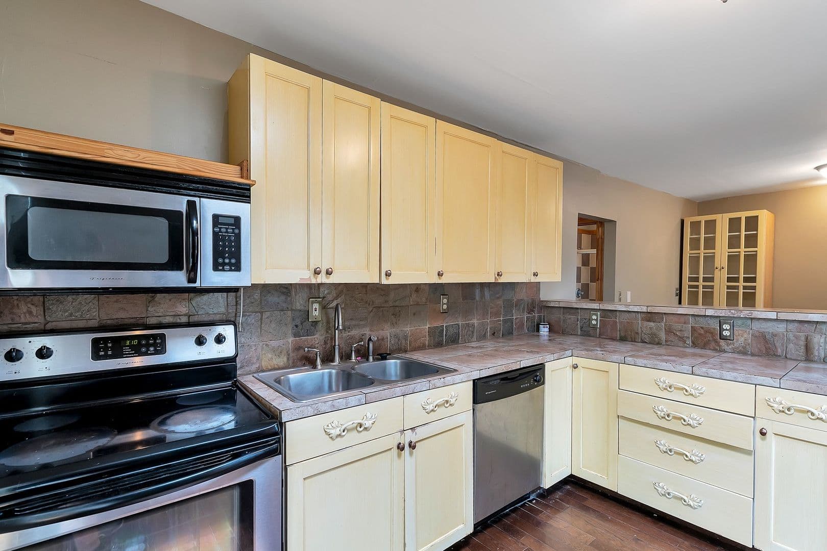 Denver House: 3834 - APEX 3834 N. Pecos St