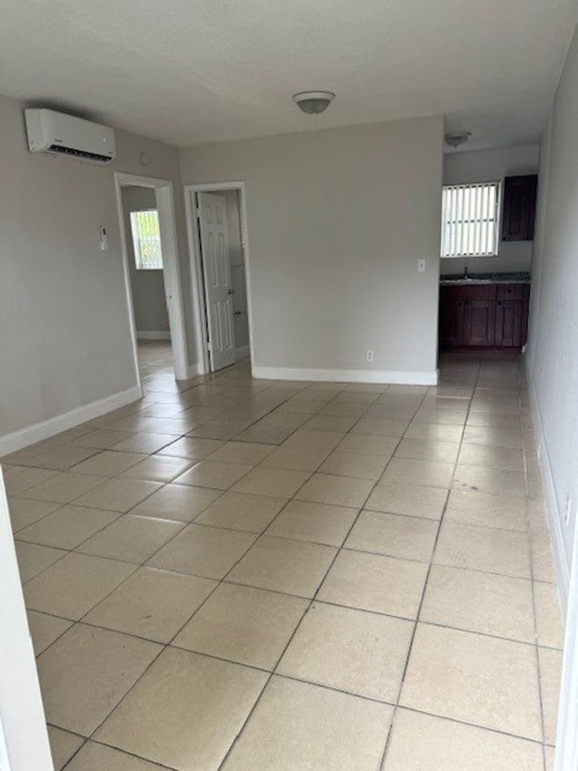 Pompano Beach Apartment: 120-840 SW 8th Street