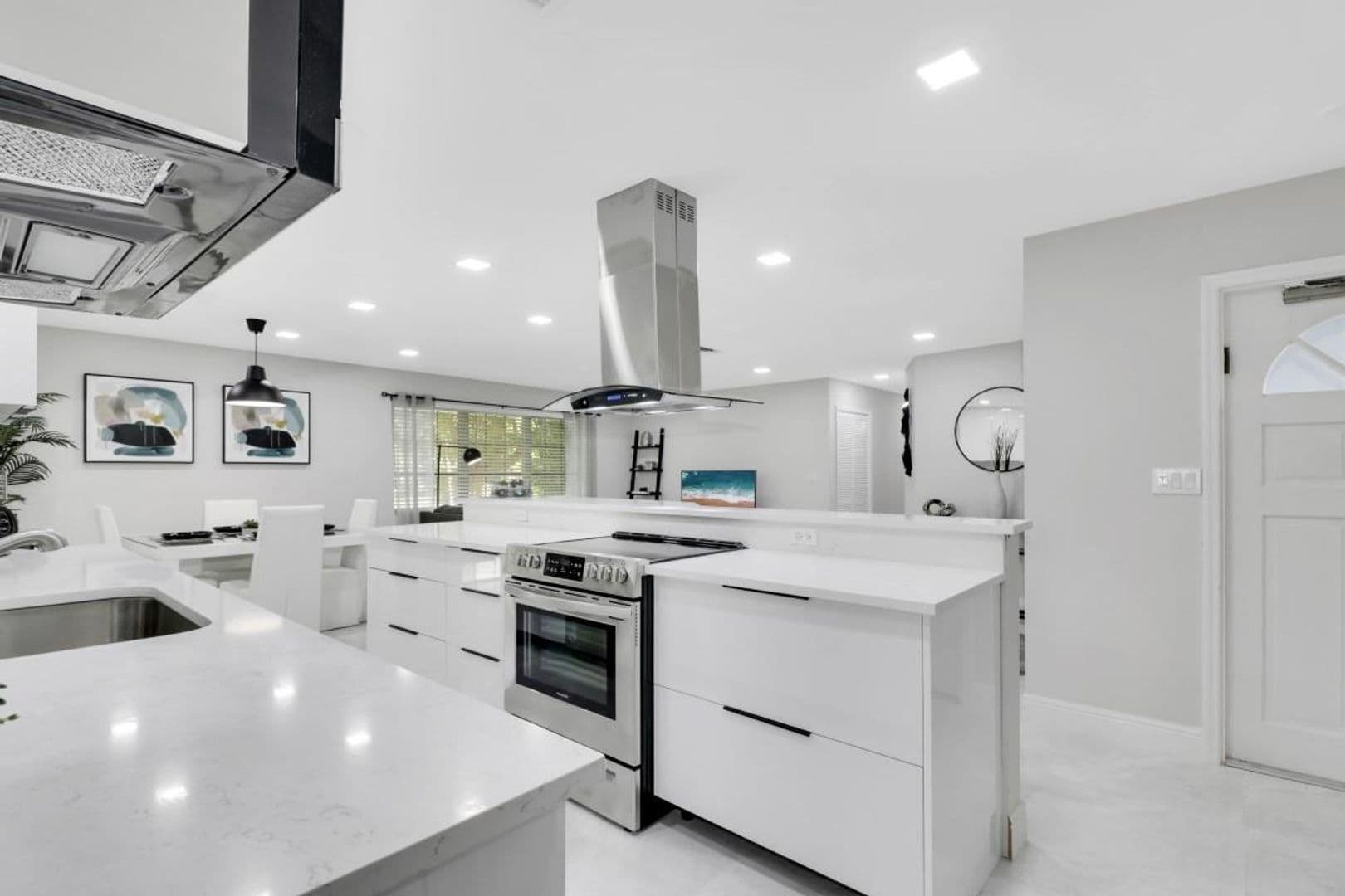 Pompano Beach Apartment: 3218 SE 1 Street unit A