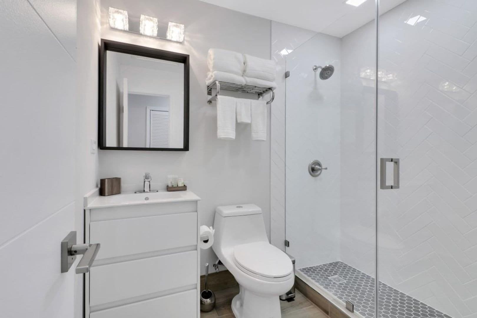 Pompano Beach Apartment: 3218 SE 1 Street unit A