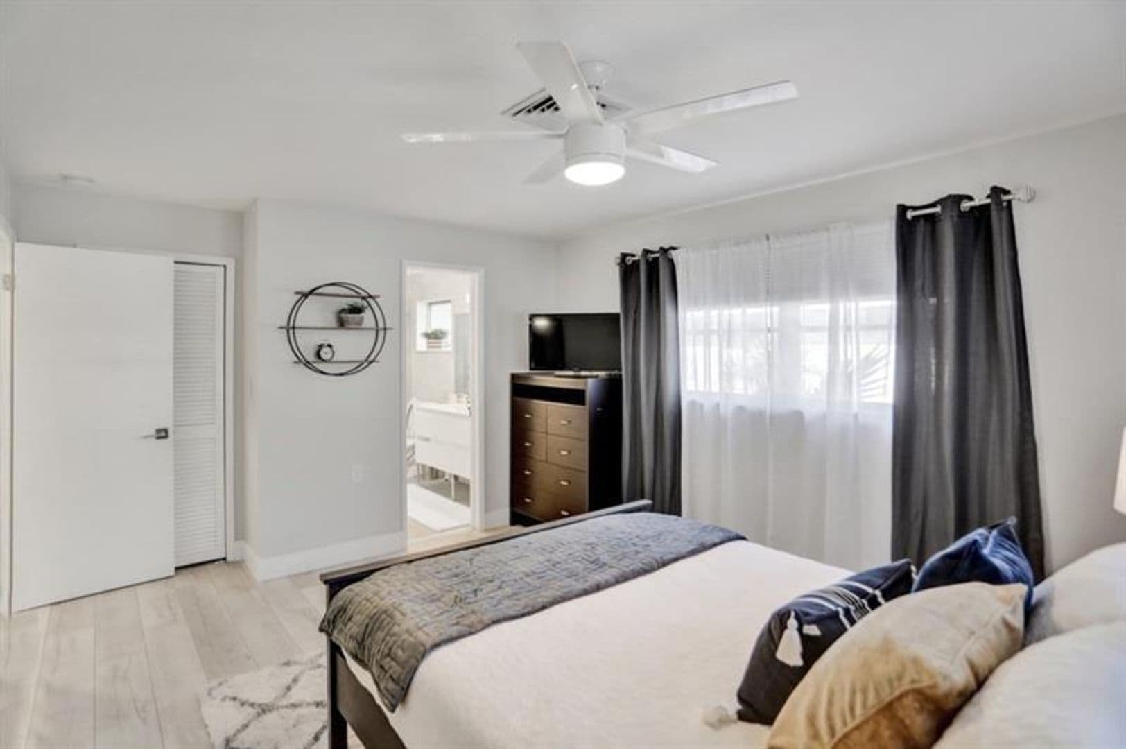 Pompano Beach House: 3220 SE 11 Street unit A