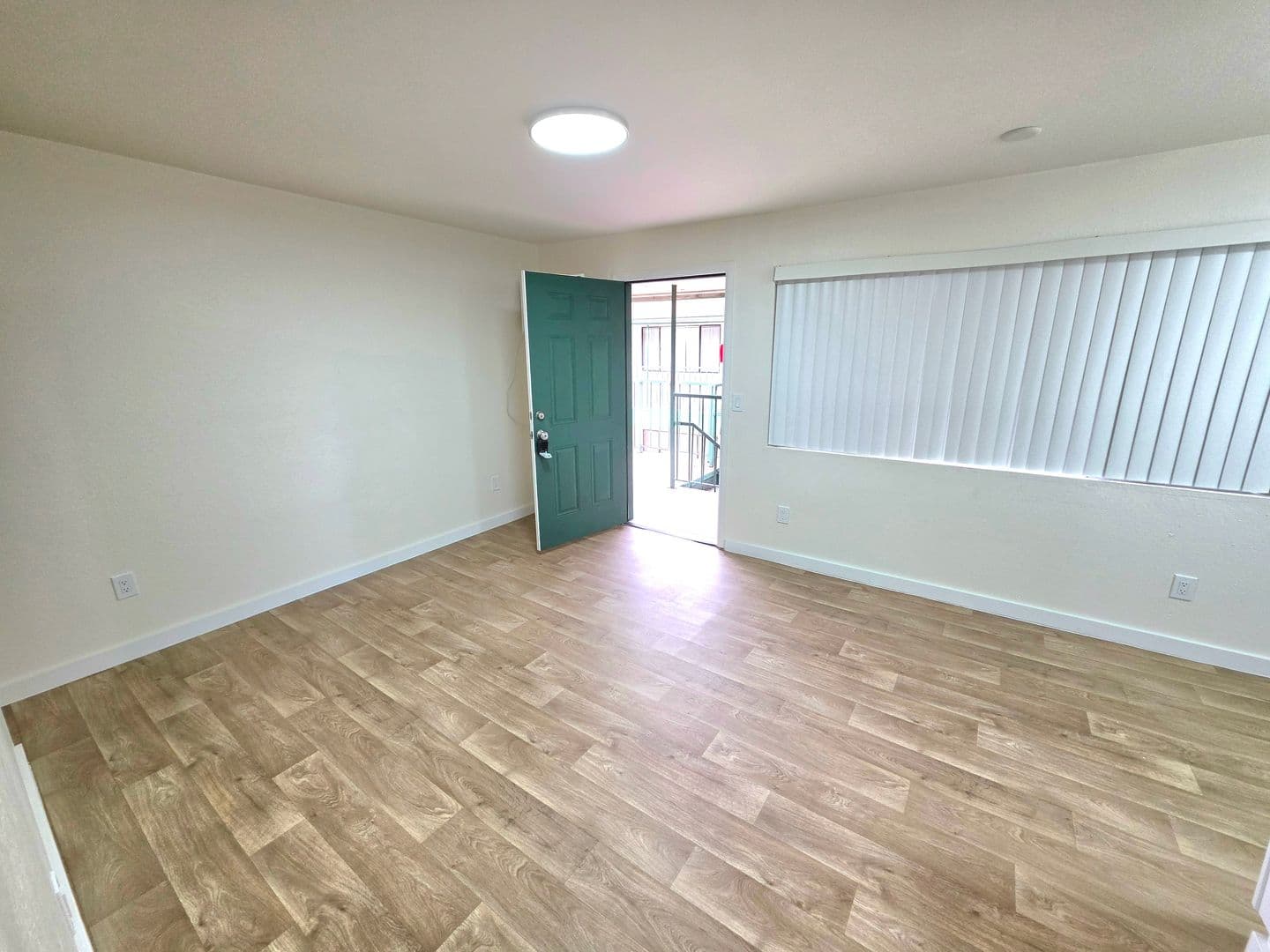 Tucson Apartment: 4015 E. Monte Vista Dr.