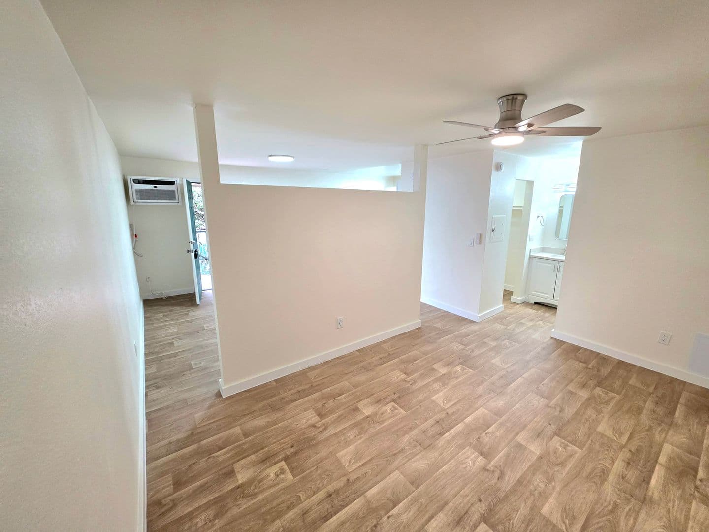 Tucson Apartment: 4015 E. Monte Vista Dr.