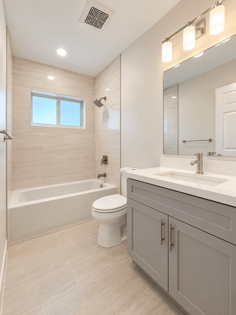 Pompano Beach Apartment: 1017 SE 22nd Avenue - 201