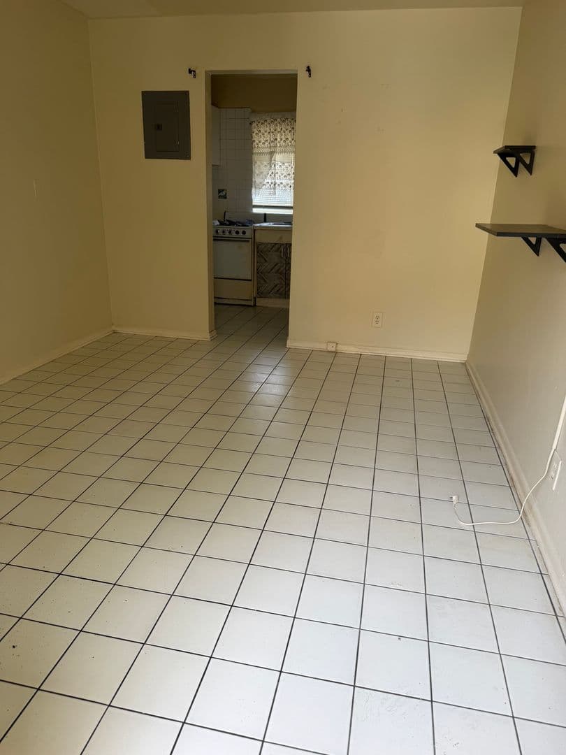FORT LAUDERDALE Apartment: 1044 NE 16 TERR