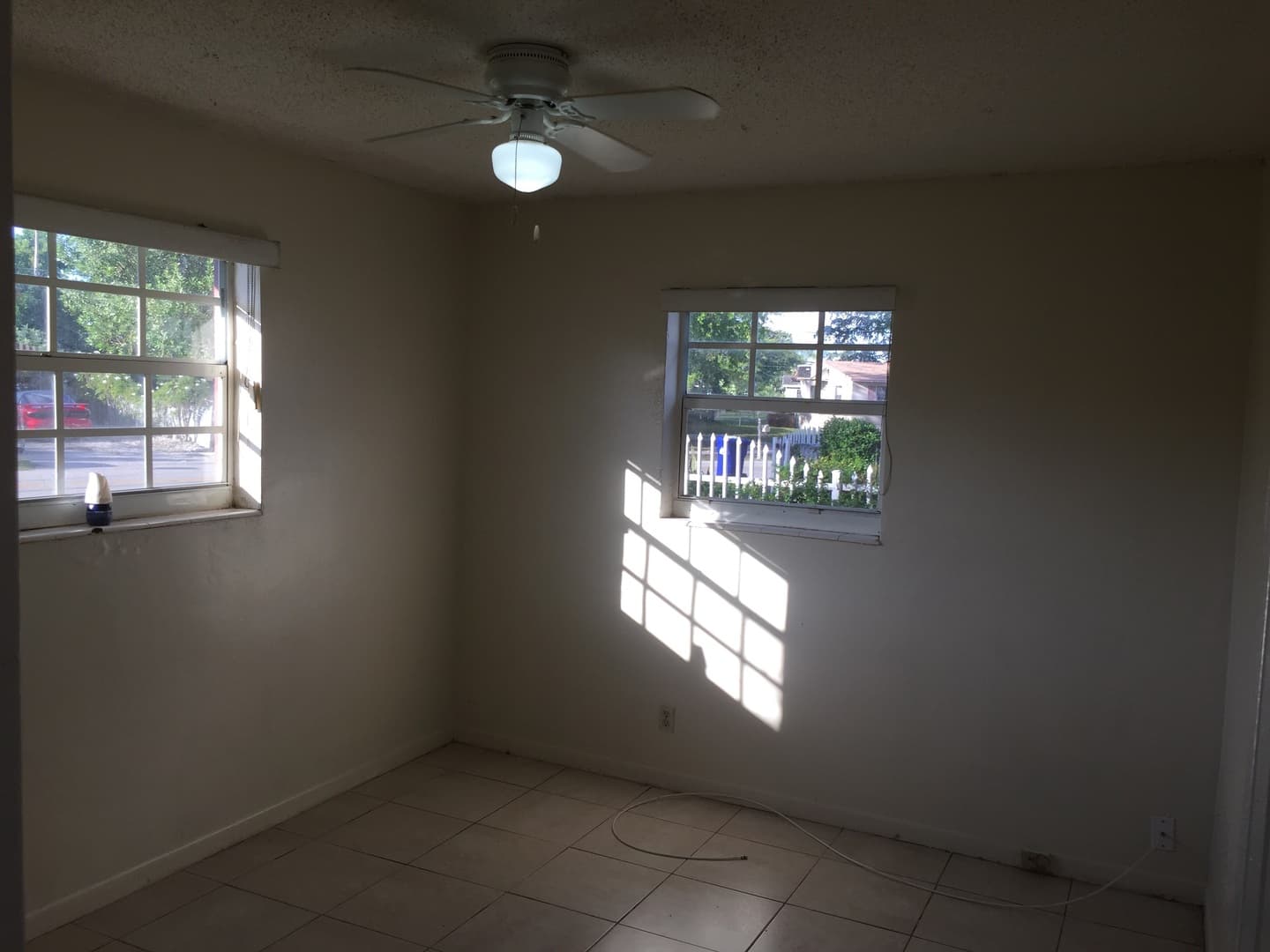 FORT LAUDERDALE House: 1806 NW 14 AVE