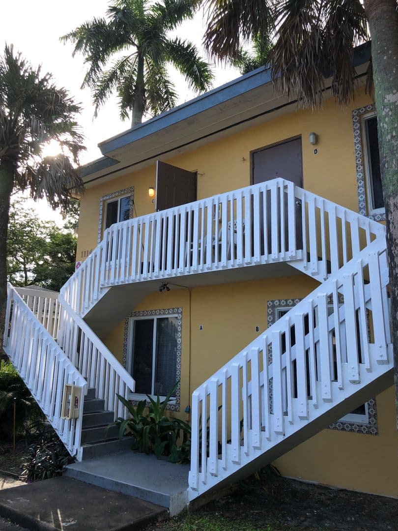 FORT LAUDERDALE Apartment: 1114 W LAS OLAS