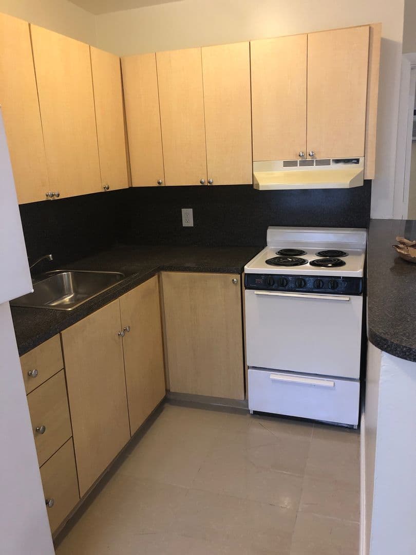 OAKLAND PARK House: 101 NE 41 ST #G-115