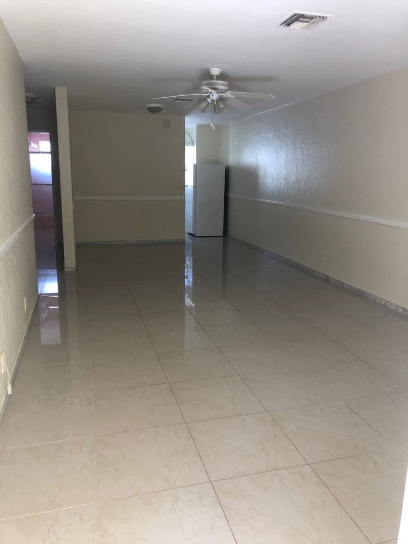 FORT LAUDERDALE Apartment: 3209 NE 28 ST