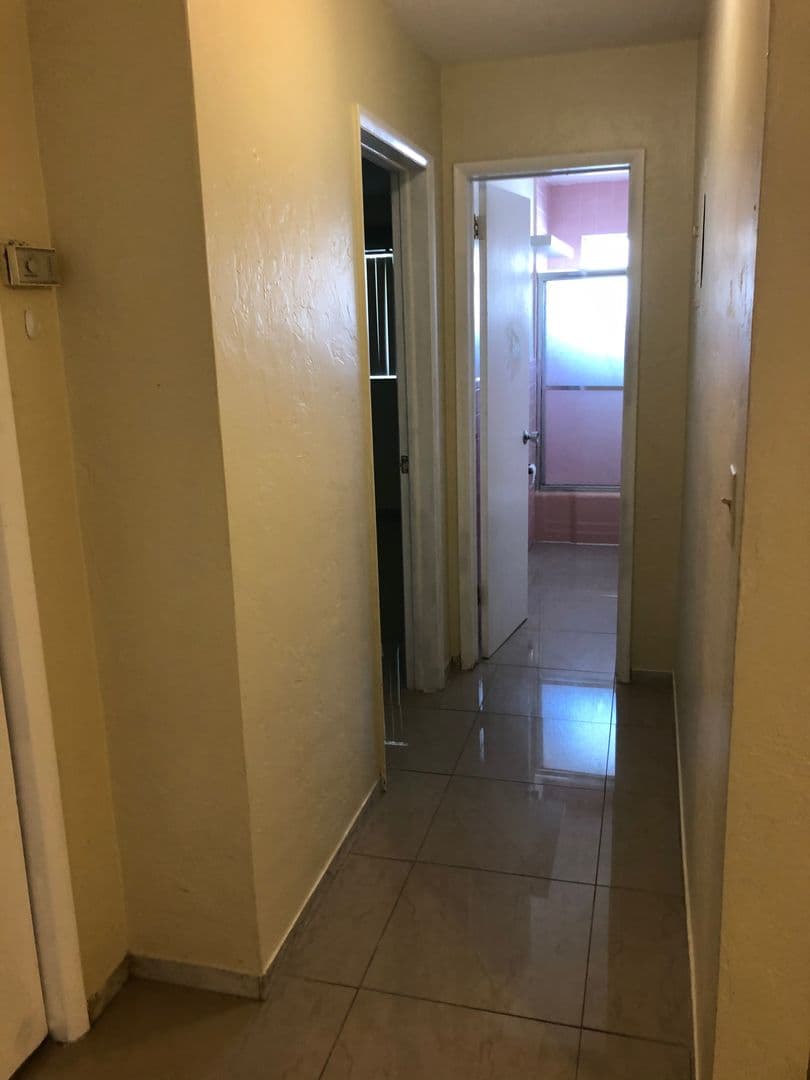 FORT LAUDERDALE Apartment: 3209 NE 28 ST