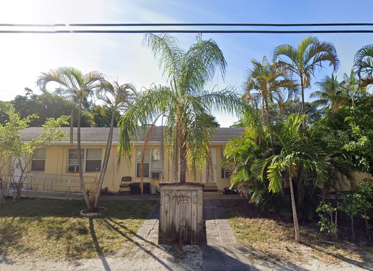 FORT LAUDERDALE Apartment: 1044 NE 16 TERR