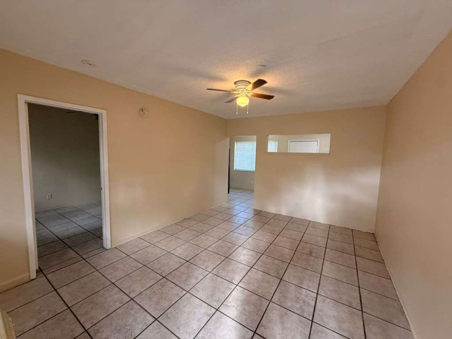 FORT LAUDERDALE Apartment: 900 RIVERSIDE DR