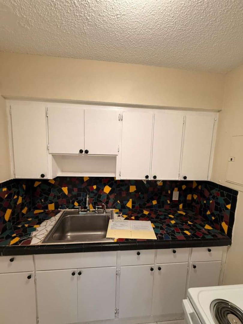 FORT LAUDERDALE Apartment: 900 RIVERSIDE DR