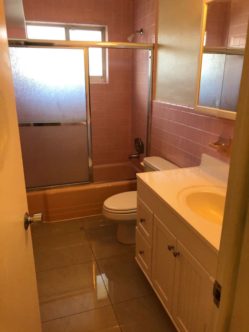 FORT LAUDERDALE Apartment: 3209 NE 28 ST