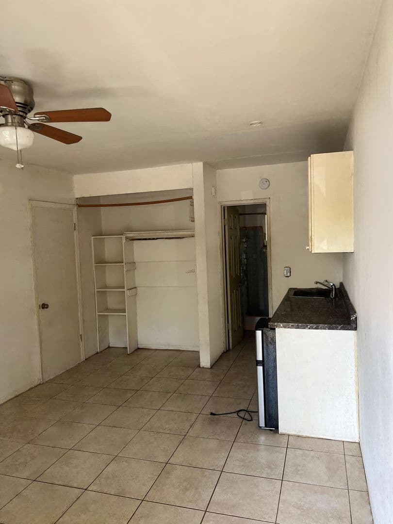 FORT LAUDERDALE Apartment: 1044 NE 11 AV