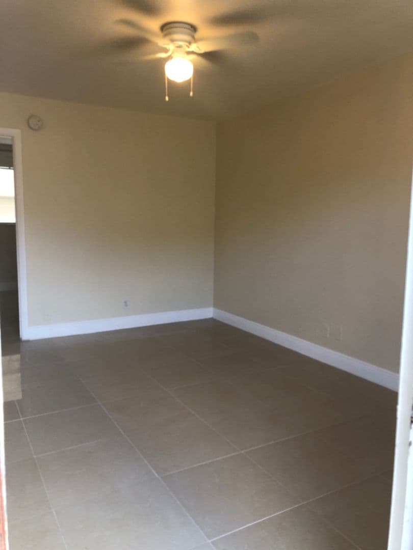 OAKLAND PARK House: 101 NE 41 ST #G-115