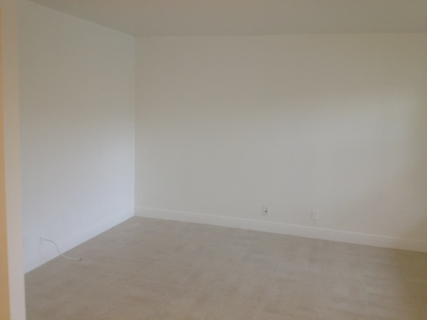 OAKLAND PARK Apartment: 95-101 NE 41 ST