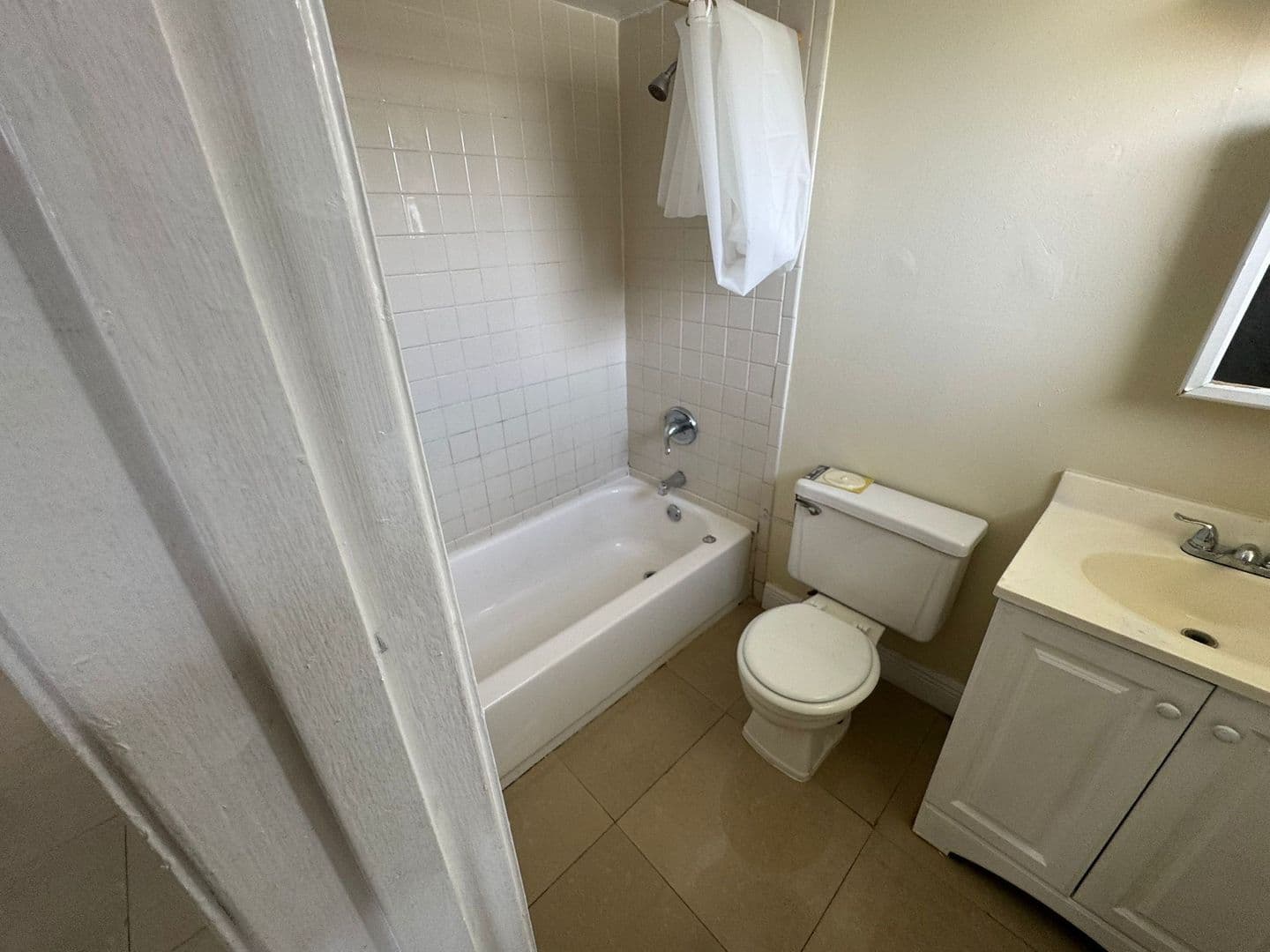 OAKLAND PARK House: 101 NE 41 ST #G-115