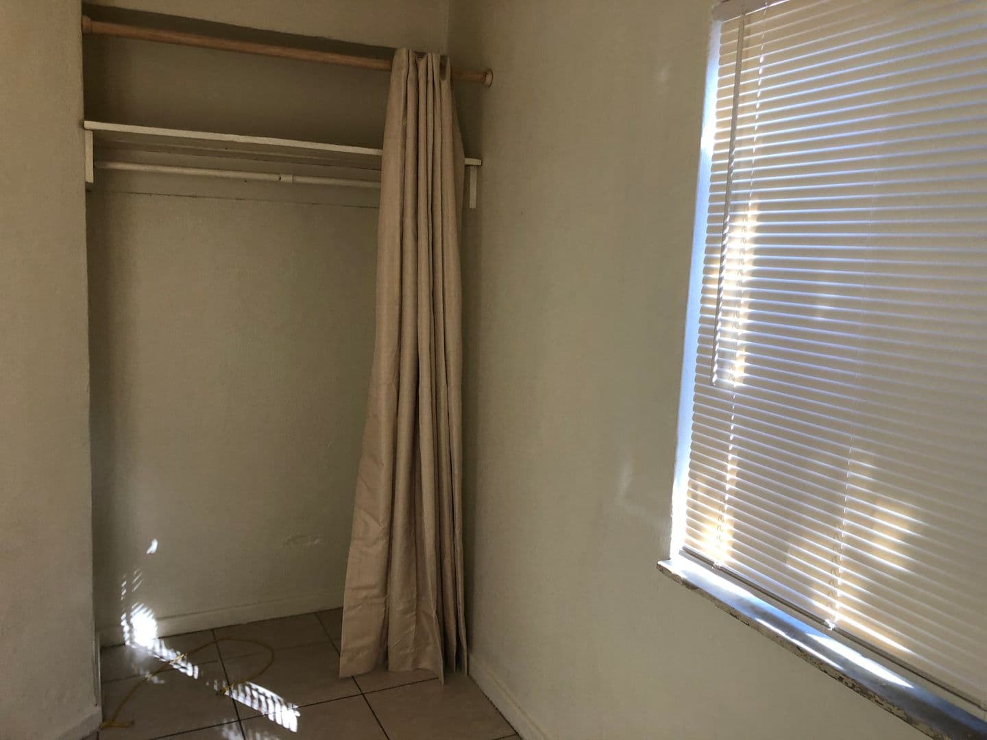 FORT LAUDERDALE Apartment: 829 NW 10 TER