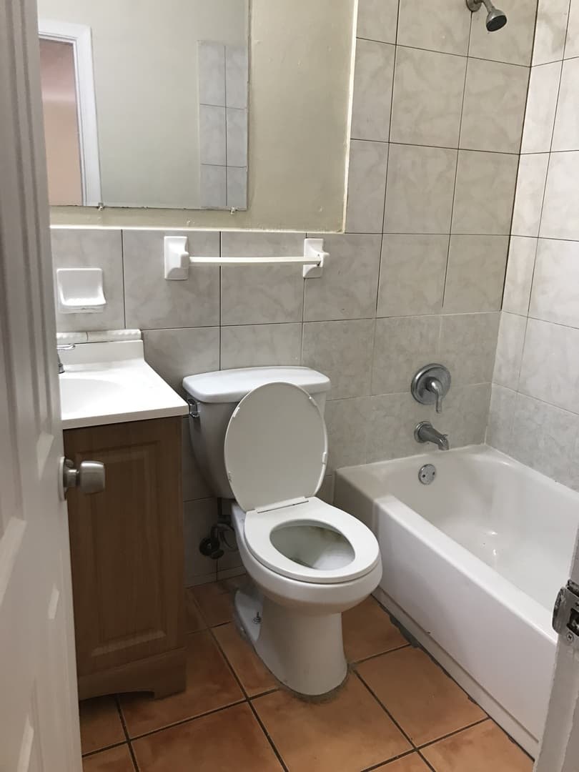 FORT LAUDERDALE Apartment: 652 SW 16 AVE