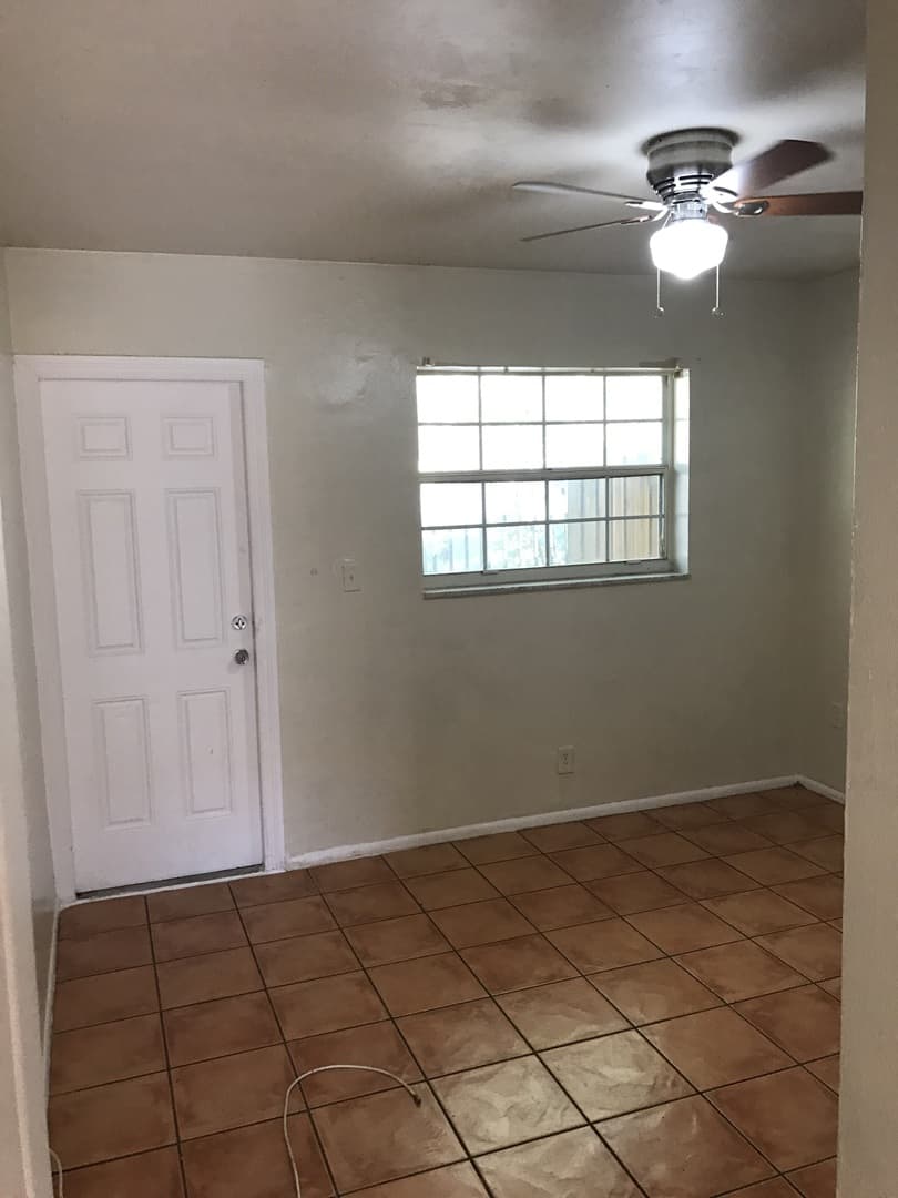 FORT LAUDERDALE Apartment: 652 SW 16 AVE
