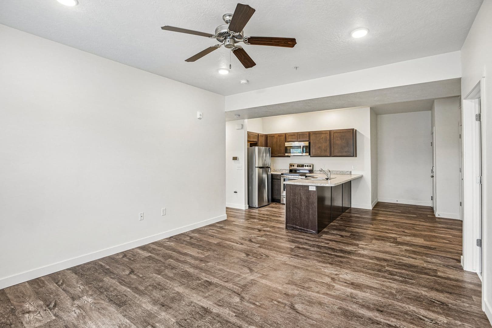 Magna Townhome: 7487 W Geraint St