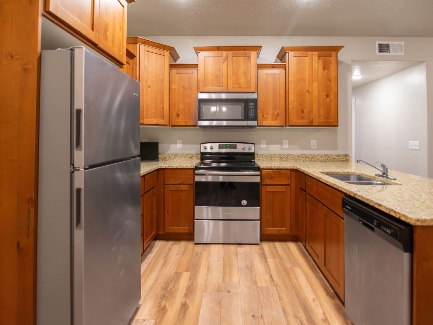 Springville Apartment: 600 W 400 S