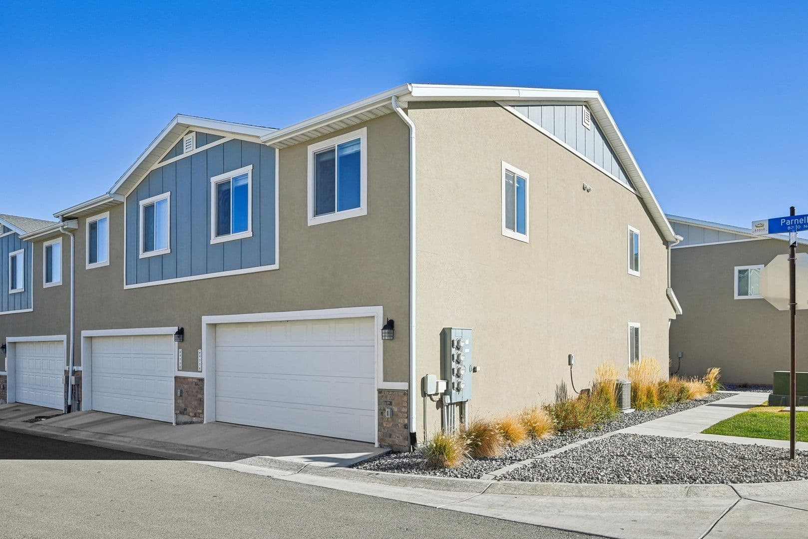 Eagle Mountain Townhome: East Parnell Lane