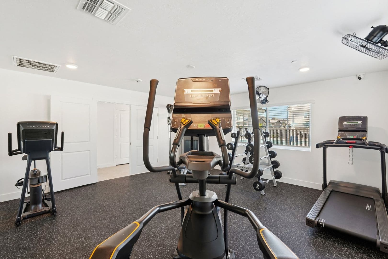 Surprise Townhome: 12570 N Cotton Ln