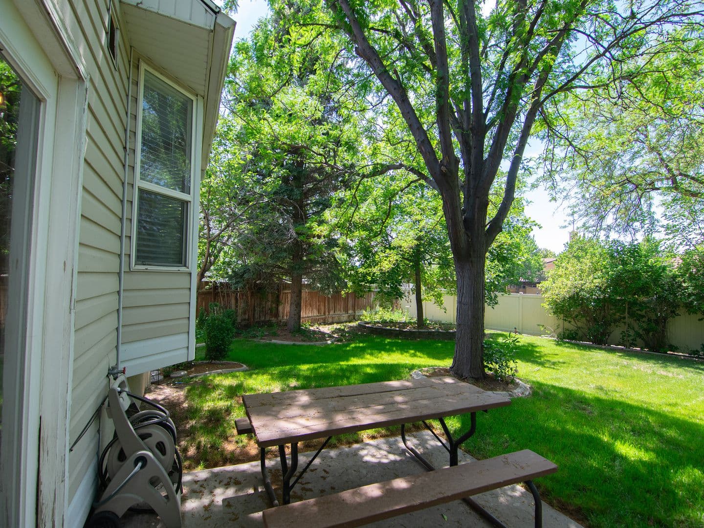 Sandy House: 9288 S Boise Circle
